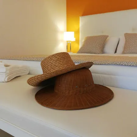 Kaloneiro Maison d'hôtes 4*