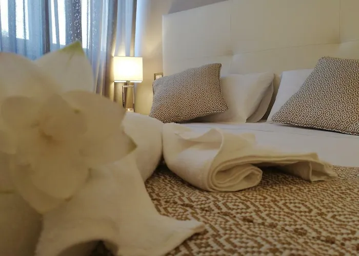 Kaloneiro 게스트하우스 4*