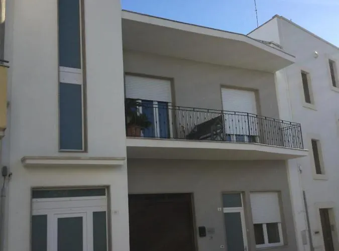 게스트하우스 Kaloneiro Corigliano dʼOtranto